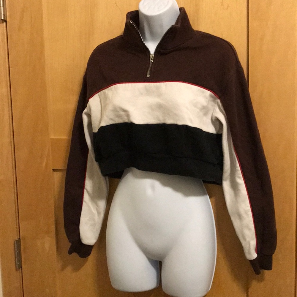 Size xs cropped multi color long sleeve